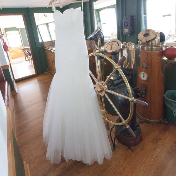 Mermaid Wedding Dress - Picture 5 of 5